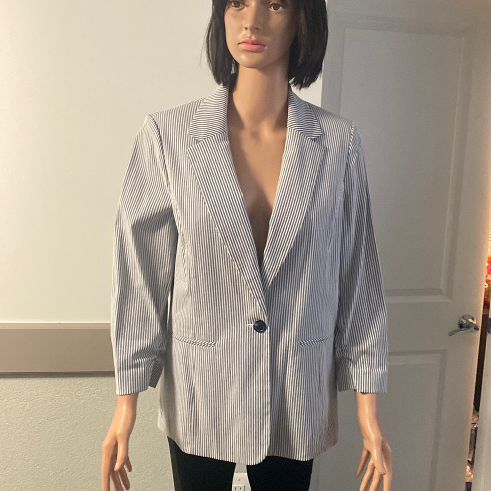 Jacket in vertical strips size 10